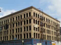 giant building at third and broadway