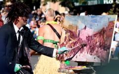 painting the parade